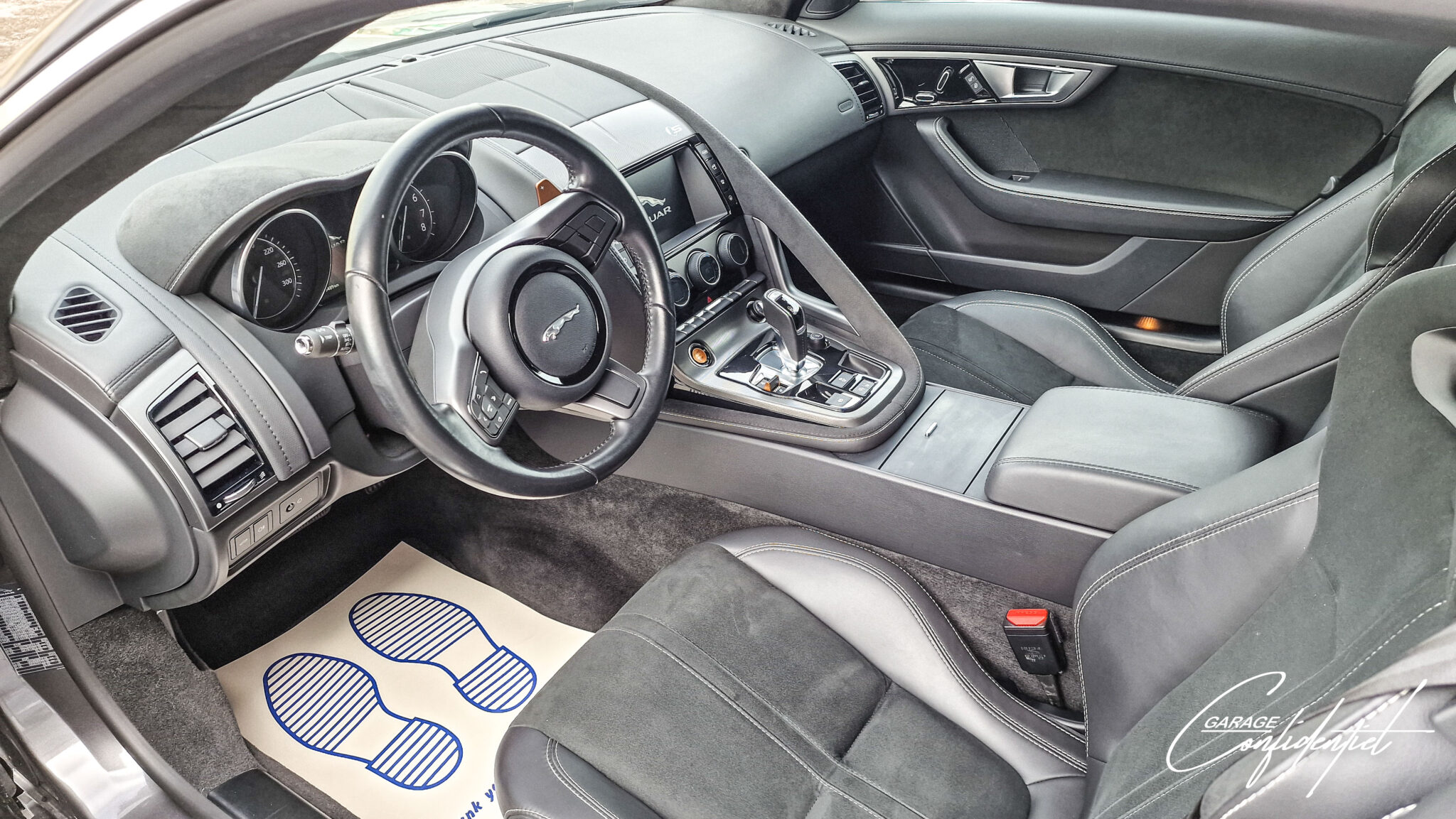 jaguar_f-type_v6_s_grise_8