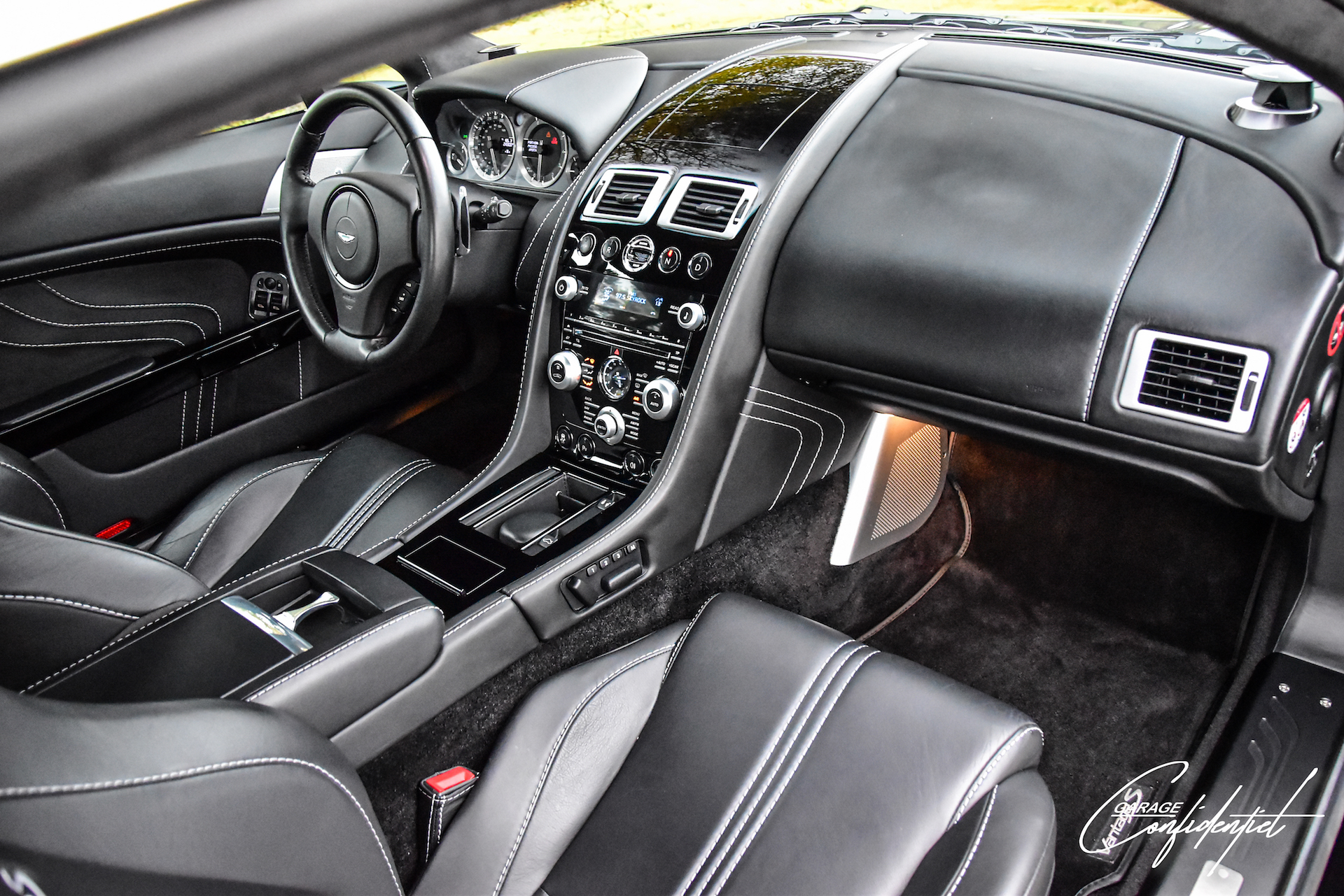 aston_martin_v8_vantage_s_black_20