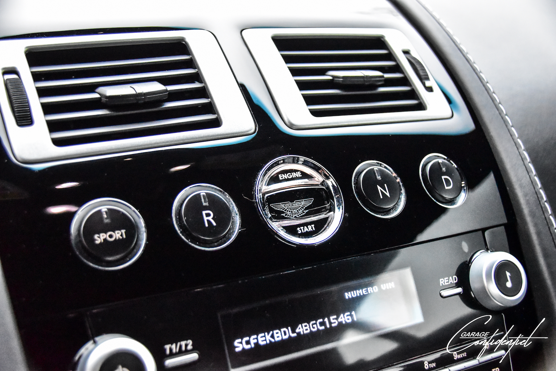 aston_martin_v8_vantage_s_black_26