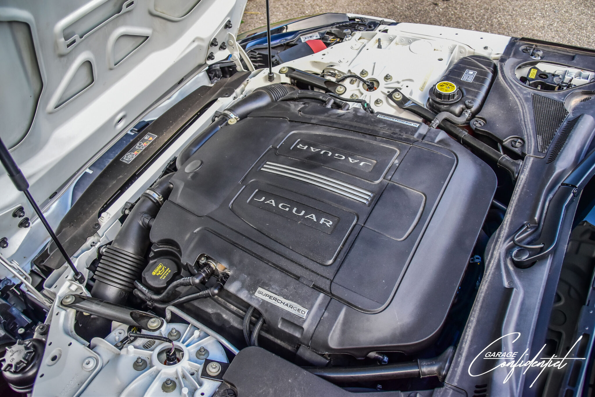 jaguar_f_type_v6s_blanche_20