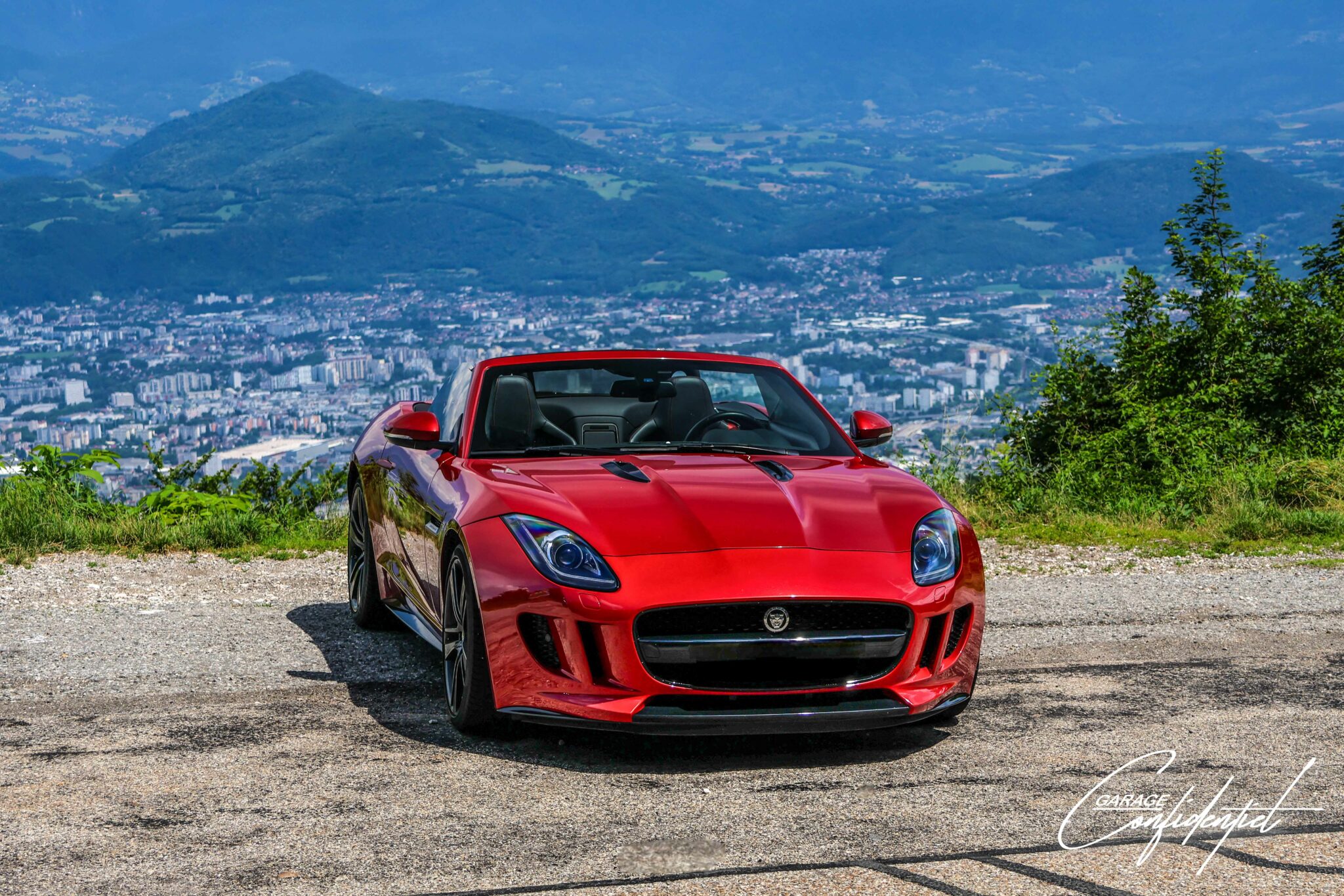jaguar_f_type_v8_rouge_17