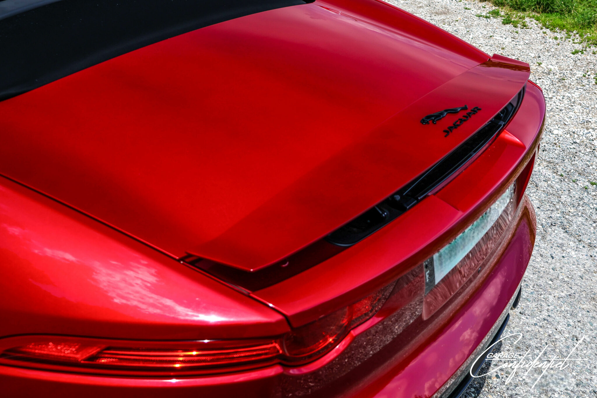 jaguar_f_type_v8_rouge_22